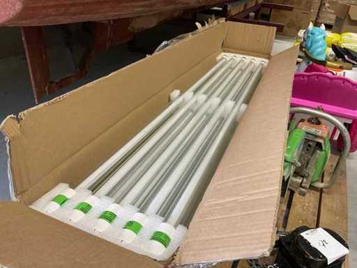 In2light fluorescent lighting (40x)