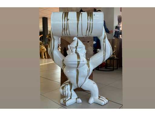 Donkey Kong with Barrel H100 White Trash Gold