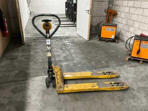 2002 Jungheinrich AM2 200 Hand Hydraulic Pallet Jack