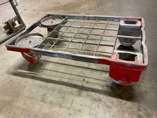 Chariot à caisse à pain (8x)