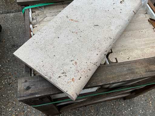 Noce au bord de la piscine environ 47,4 lm