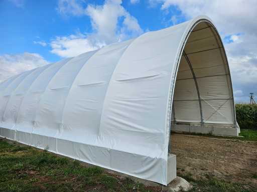 Sal? de cort (12x20m) 240m2 - 2025