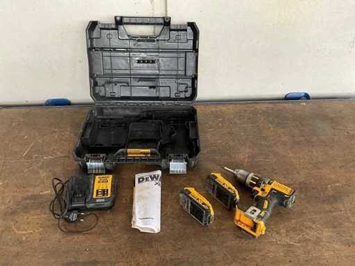 Tournevis DeWalt DCD795 avec 2x batterie et chargeur