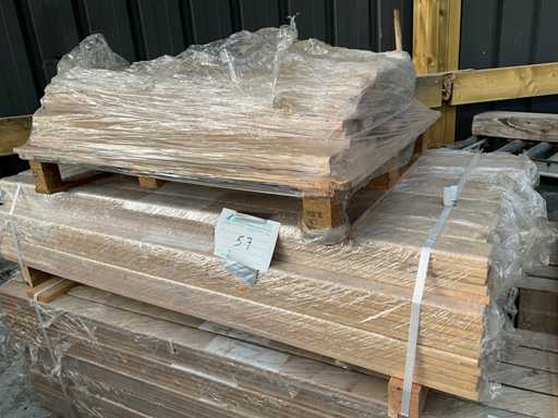 Circa 225 meter plinten (eik)