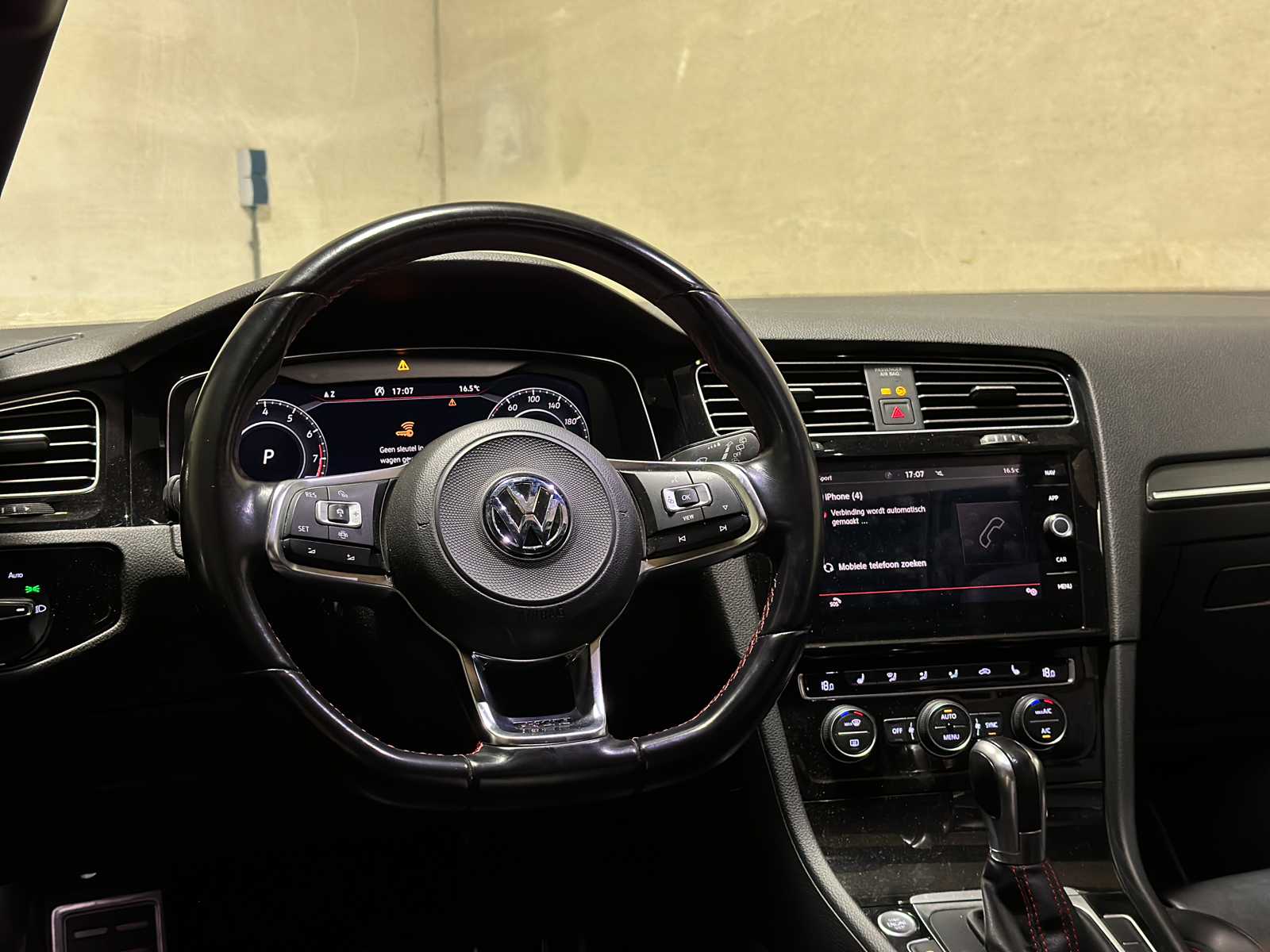 Volkswagen Golf GTI Performance VII 2.0 TSI Golf 7 245pk 2019, G-609-HX
