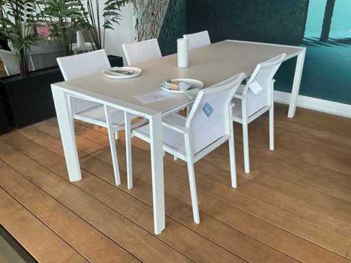 Diphano Selecta Terrassentisch mit Stühlen