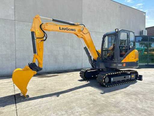 LiuGong - 2021 - CLG906E - Midi Excavator