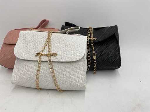 Sac à main Velmora chic (120x)