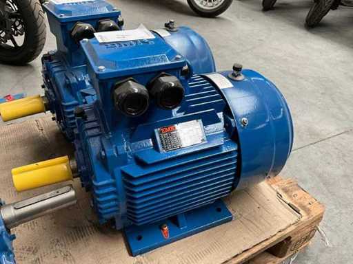 EMK KAE2G160M Elektromotor