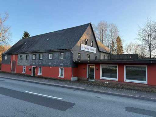 Gastronomy with 2 apartments on a plot of 2,560 m² in Neukirch/Lausitz, Dresden - Germany