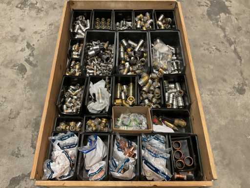 Partia z??czek zaprasowywanych