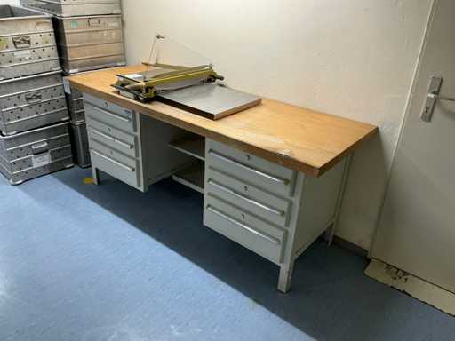 Workbench