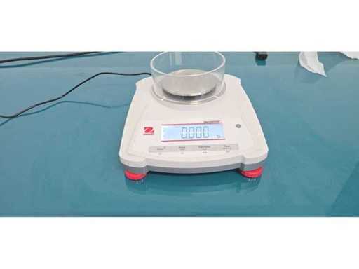 OHAUS - NV323 - Balance