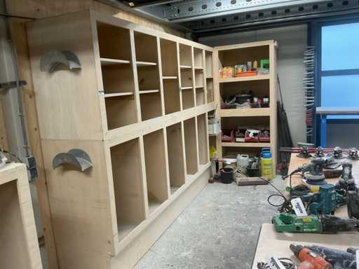 Scaffalature per magazzini in legno