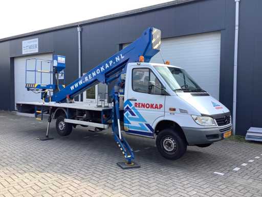 2004 Mercedes-Benz 313CDI Autohoogwerker