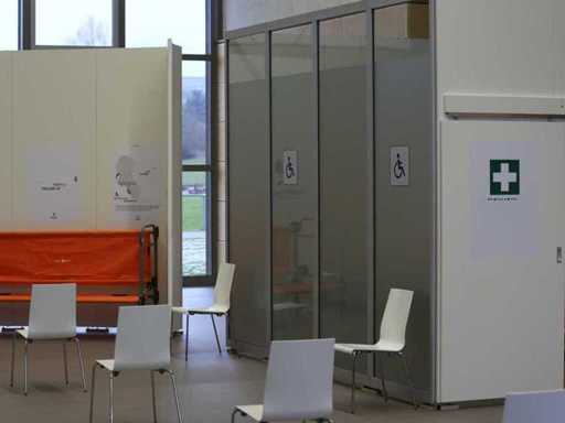 12 x Gilnhammer Glaswand mit 2 Türen mit Zubehör in Verpackungskiste für 15 Platten 3000mm x 1000mm ##2513##