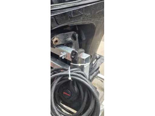 VID-20251222-WA0400.mp4