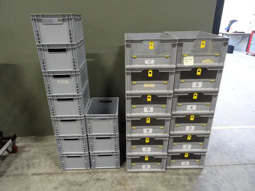 Stackable crate (22x)