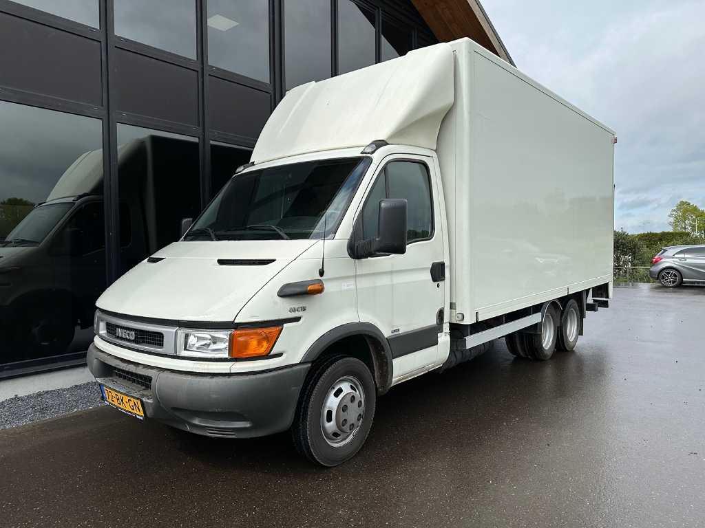 Iveco Daily 40C15 375 BE Trekker/Combi 72-BK-GN/ OH-10-GS