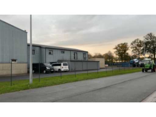 794773ac-12bd-4203-b75c-9c901fa98d33.mp4