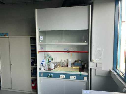 Fume hood