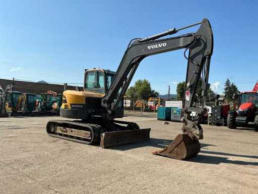 2018 Volvo ECR88D Mini-Excavator