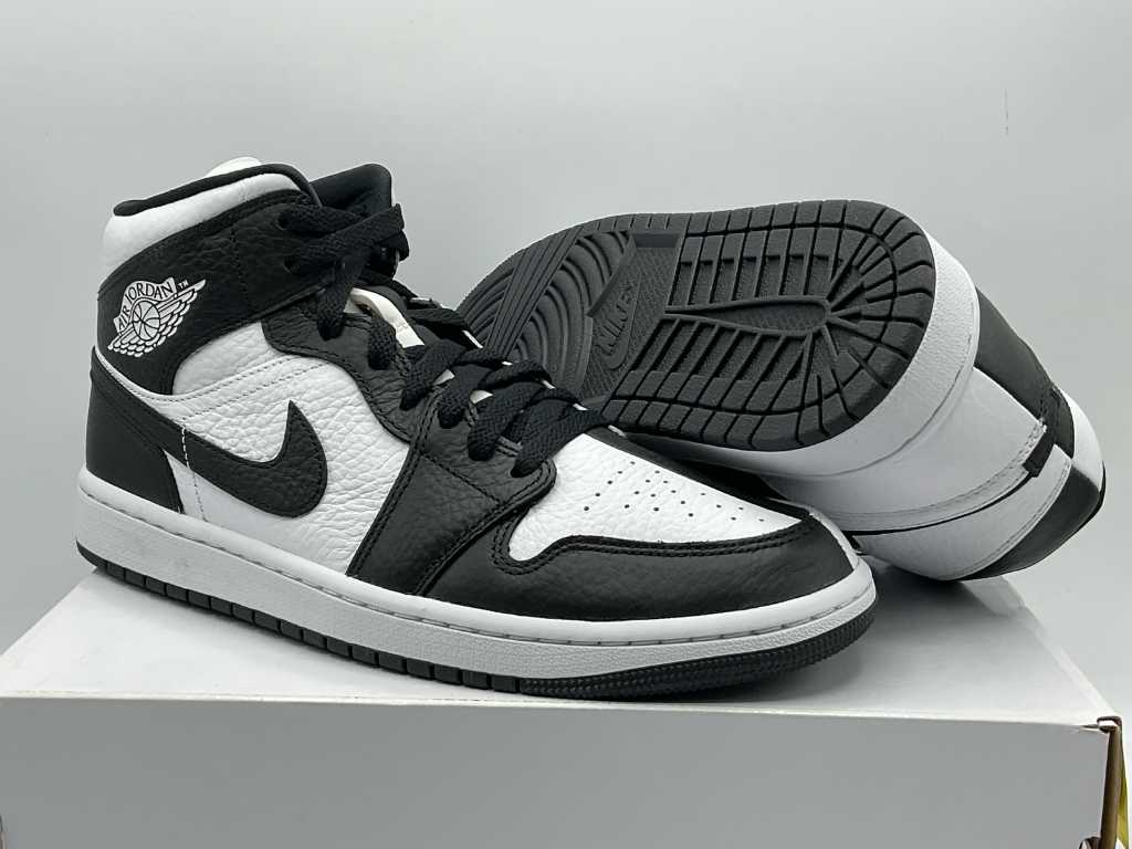 Nike Jordan 1 Mid Split Black White Women Sneakers 42 1 2