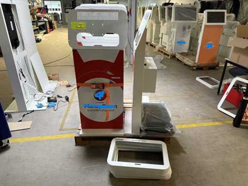 ViewSonic - VSD243-BKA-EV0 - Complete montagekioskset met nieuwe touchscreens en ticketprinters (4x)