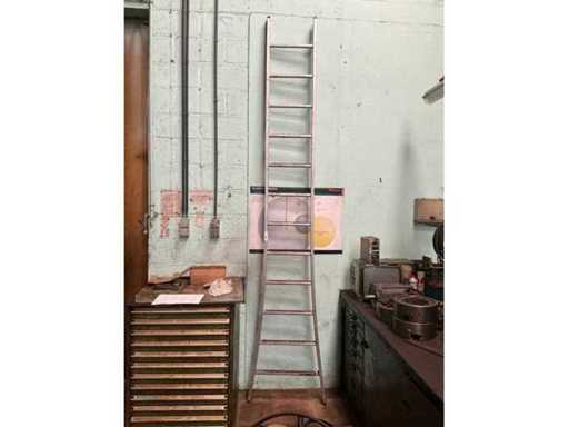 Aluminium ladder