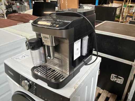 DeLonghi Magnifica EVO Kaffeemaschine