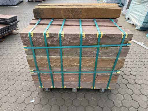 Blocchi da parete (circa 36 pezzi)