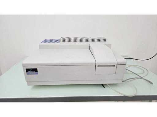 PERKINELMER - Lambda 25 - UV/VIS Spectrometer