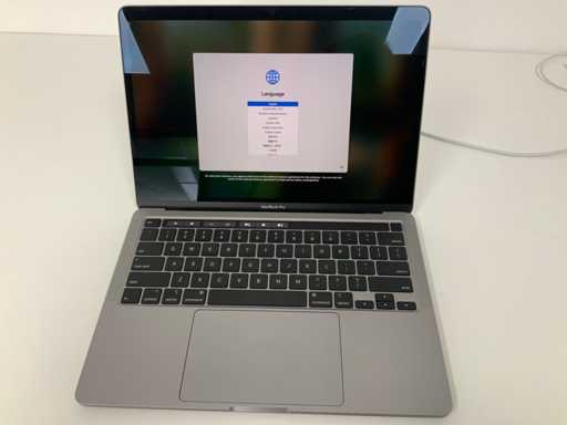 Apple A2251 13-calowy laptop MacBook Pro MWP52N/A
