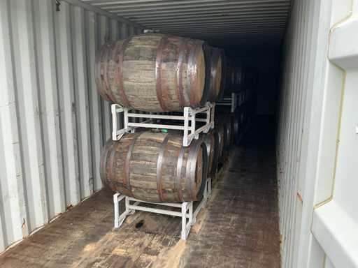 Single Grain Whisky (11 barrels, 2,434 litres, aged for 3 years)