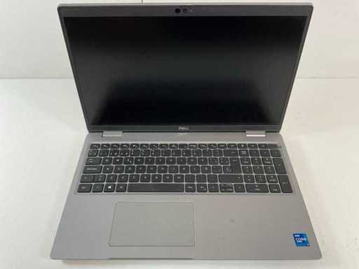 Dell Latitude 5520 15,6", Core(TM) i7 11. generacji, 16 GB RAM, 512 GB NVMe Laptop