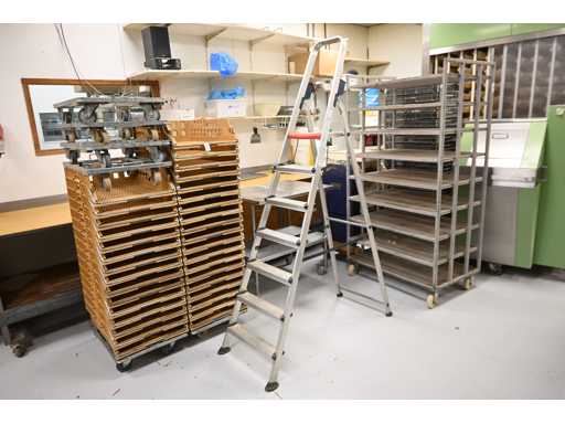 Altrex Double Decker Aluminum Expansion Ladder