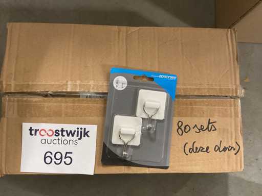 80 x selbstklebende Haken