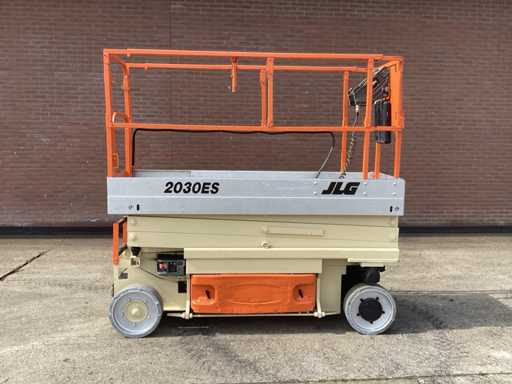 Platforma koszowa JLG 2030ES