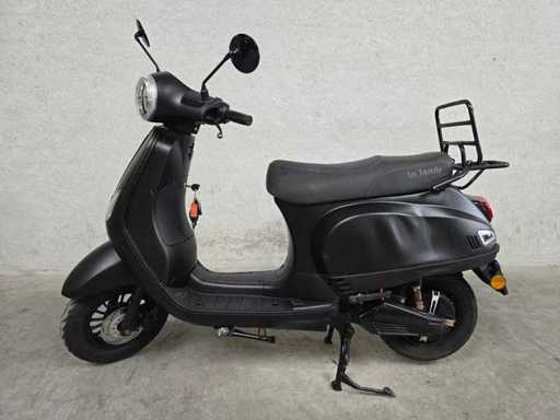 La Souris - skuter na skuterze - E-Sourini Bosch Lith - elektryczny 45km wersja fnn43t