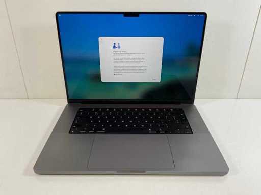Apple MacBook Pro 16", Apple M1 Pro, 32GB RAM, 500GB NVMe Laptop