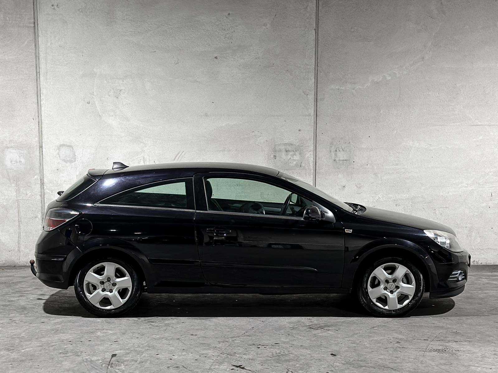 Opel Astra GTC 1.8 Cosmo 140pk 2009 (Origineel-NL), 16-JDN-1