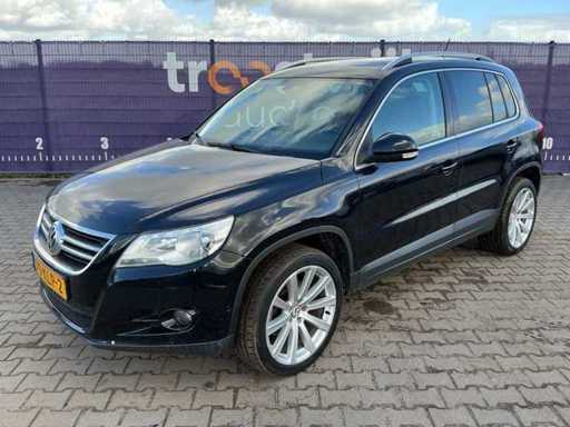 2010 - Volkswagen Tiguan Passenger Car
