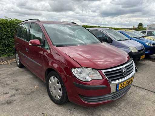 Volkswagen Touran 1.4 TSI Trendline Automatic 22-JGH-6