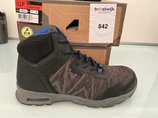 Emma, Size 47 Safety Shoes (2x)