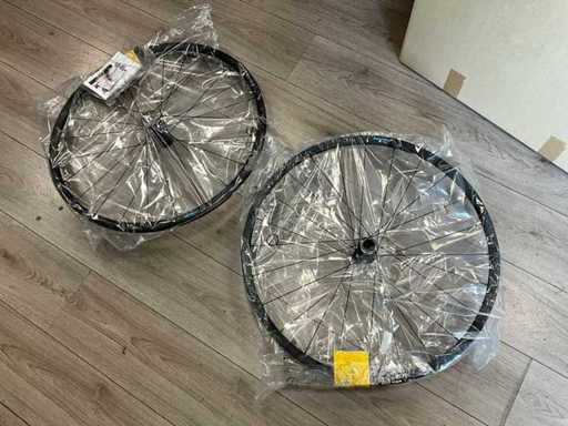Shimano GRX RX570 wheelset - 700C