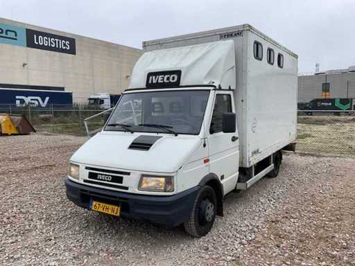 Iveco Codzienny Pojazd Użytkowy z 1999 roku