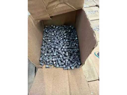 Optimas M4x8 Torx Zylinderkopfschrauben – ca. 207.000 Stk