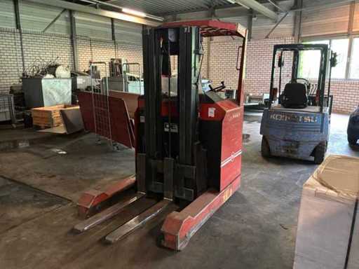 1986 BT BTRT 2000 Reach truck