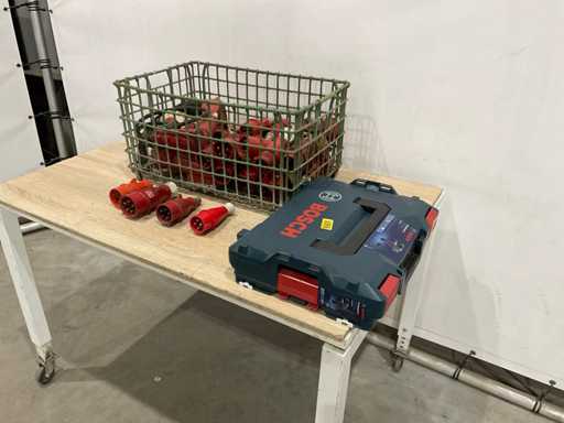 Krachtstroom stekkers