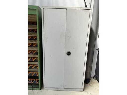 Storage cabinet